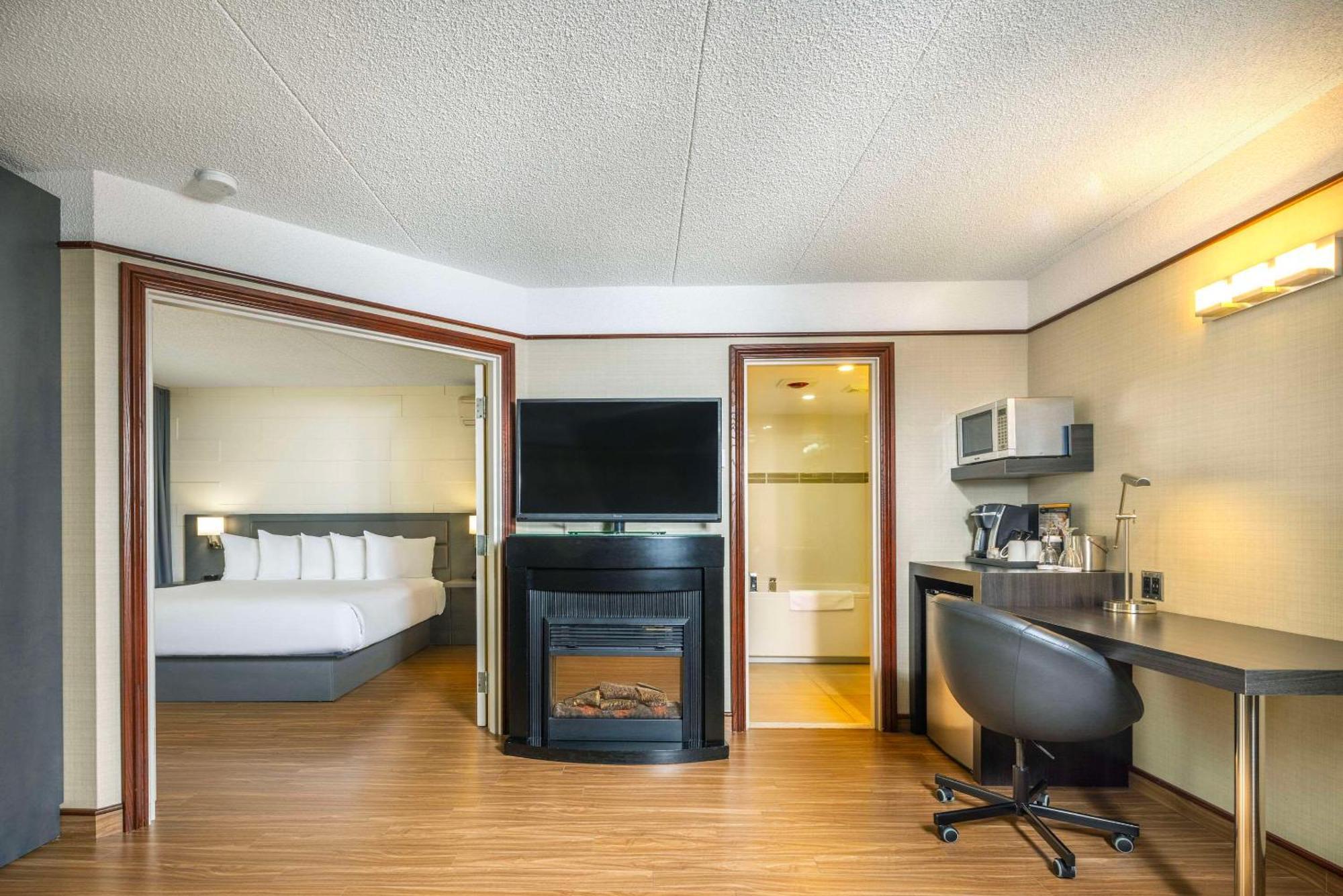 Les Suites De Laviolette Ascend Hotel Collection Trois-Rivières المظهر الخارجي الصورة