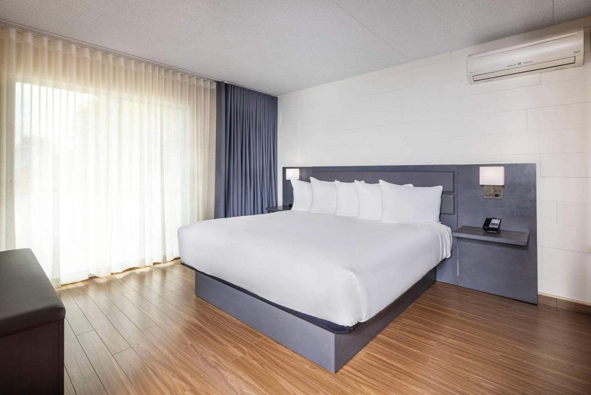 Les Suites De Laviolette Ascend Hotel Collection Trois-Rivières المظهر الخارجي الصورة